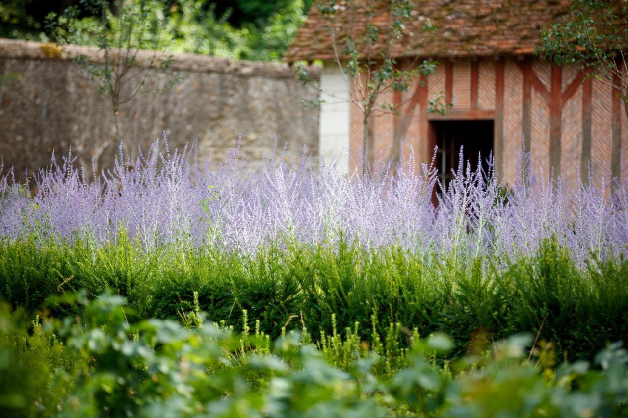 Relais & Chateau Louise De La Valliere Reugny  Exterior foto
